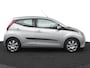 Toyota Aygo 1.0 VVT-i x-play | Airco | Parkeercamera | Apple carplay - Android auto |