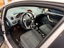 Ford Fiesta 1.25 Titanium 82pk Airco | 5 deurs | Trekhaak | Metaal lak | Nieuwe Distributie riem | Dealer onderhouden