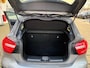 Mercedes-Benz A-klasse 180 Ambition / Parkeersensoren / Panoramadak / Bluetooth / Navi