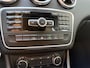 Mercedes-Benz A-klasse 180 Ambition / Parkeersensoren / Panoramadak / Bluetooth / Navi