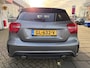 Mercedes-Benz A-klasse 180 Ambition / Parkeersensoren / Panoramadak / Bluetooth / Navi