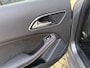 Mercedes-Benz A-klasse 180 Ambition / Parkeersensoren / Panoramadak / Bluetooth / Navi