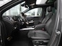 Mercedes-Benz B-klasse 200 Business Solution AMG | Automaat | Panorama dak | Achteruitrijcamera | Keyless entry en start | Sfeerverlichting | Led verlichting | AMG styling | 160PK | Stoelverwarming