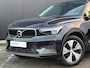 Volvo XC40 2.0 B3 Essential / elek. trekhaak / Stoel- en stuurverwarming / cruise control / all season / carplay /
