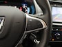 Dacia Spring Comfort Plus (Orange Pack) 27 kWh | Automaat | Airco | Medianav met DAB en Apple CarPlay & Android Auto | Lichtmetalen velgen | Metaalkleur |