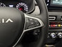 Dacia Jogger 1.0 TCe 100 ECO-G Extreme 7p. NAVI AIRCO CAMERA TREKHAAK LM VELGEN APPLE CARPLAY ANDROID AUTO 7 STOELEN OP GAS PARKEERSENSOREN ZEER MOOIE AUTO DEALER ONDERHOUDEN
