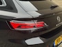 Volkswagen Arteon Shooting Brake 1.4 TSI 218pk eHybrid Elegance Business+ | Virtual cockpit | Wegklapbare trekhaak | Leder/alcantara | Massage | Stoelverwarming voor+achter | Camera | Adaptieve cruise | Lane assist | Navigatie | Apple CarPlay | Matrix LED | DAB | Volledig dealeronderhouden