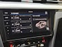 Volkswagen Arteon Shooting Brake 1.4 TSI 218pk eHybrid Elegance Business+ | Virtual cockpit | Wegklapbare trekhaak | Leder/alcantara | Massage | Stoelverwarming voor+achter | Camera | Adaptieve cruise | Lane assist | Navigatie | Apple CarPlay | Matrix LED | DAB | Volledig dealeronderhouden