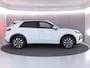 Volkswagen T-Roc Life First Edition 1.5 eTSI 85 kW / 116 PK SUV 7 v