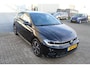 Volkswagen Polo 1.0 TSI 2x R-Line Automaat Navigatie/Virtual cockpit/Adaptive cruise control/Achteruitrijcamera/Parkeersensoren rondom/Apple carplay/Stoelverwarming/LED grill/IQ.light/Climate control/Draadloze telefoonlader/DAB/17''Lichtmetalen velgen