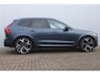 Volvo XC60 T6 Plug-in hybrid AWD Ultra Black Edition | Bowers & Wilkins Premium Audio| Luchtvering | 22" Lichtmetalen velgen | Google infotainment | Stoelverwarming | Stoelventilatie | 360° Parkeercamera | Parkeersensoren voor + achter | Parkeerverwarming