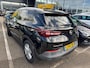 Opel Grandland X 1.2 Turbo Business +