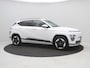 Hyundai Kona Electric Comfort Smart 65.4 kWh / 100% SoH / Warmtepomp / 3-Fase Laden / 1ste eigenaar / HUD / Achteruitrijcamera / Stoel en Stuurverwarming / Elektrische Achterklep / Apple Carplay & Android Auto / Keyless Entry / Fabrieksgarantie tot 24-11-2029 /