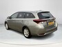 Toyota Auris Touring Sports 1.8 Hybrid Dynamic | Navigatie | Panoramadak | Bluetooth | Parkeercamera | Cruise control |