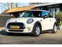 MINI One Mini 1.2 102 PK Business NL-Auto I NAP I Airco I Cruise I Sfeerverlichting I Navigatie I Dealeronderhouden I Bluetooth