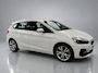 BMW 2-Serie Active Tourer 225xe iPerformance eDrive Ed, Automaat Navi, Clima en Cruise contr, Elek stoelen, Stoelverw, Head up display, Lederen bekleding, Pdc V/A, Xenon, Lm velgen 18'', Full options, Nederlandse auto!! Bovag afleverpakket 695,-