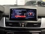 BMW 2-Serie Active Tourer 225xe iPerformance eDrive Edition Navigatie, Clima controle, Cruise controle, Elek stoelen, Stoelverwarming, Head up display, Lederen bekleding, Pdc V/A, Xenon, Lm velgen 18'', Full options, Nederlandse auto!! Bovag afleverpakket 695,-