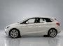 BMW 2-Serie Active Tourer 225xe iPerformance eDrive Ed, Automaat Navi, Clima en Cruise contr, Elek stoelen, Stoelverw, Head up display, Lederen bekleding, Pdc V/A, Xenon, Lm velgen 18'', Full options, Nederlandse auto!! Bovag afleverpakket 695,-