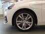 BMW 2-Serie Active Tourer 225xe iPerformance eDrive Edition Navigatie, Clima controle, Cruise controle, Elek stoelen, Stoelverwarming, Head up display, Lederen bekleding, Pdc V/A, Xenon, Lm velgen 18'', Full options, Nederlandse auto!! Bovag afleverpakket 695,-