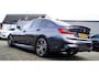 BMW 3-Serie 330i High Executive Edition | M-pakket | Camera | Headup | BMW LED