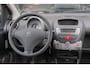 Peugeot 107 1.0 68pk 5drs. Active | Radio-CD | Elektr. ramen | Airco
