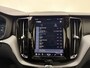 Volvo XC60 T6 Plug-in hybrid AWD Ultimate Dark / 20 '' Velgen / Head-up Display / Blis / Semi elektrisch trekhaak /