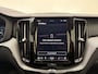 Volvo XC60 T6 Plug-in hybrid AWD Ultimate Dark / 20 '' Velgen / Head-up Display / Blis / Semi elektrisch trekhaak /