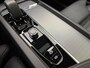 Volvo XC60 T6 Plug-in hybrid AWD Ultimate Dark / 20 '' Velgen / Head-up Display / Blis / Semi elektrisch trekhaak /