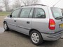 Opel Zafira 1.8-16V Elegance LEES TEKST !!
