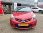 Toyota Yaris 1.3 VVT-i ASPIRATION TREKHAAK 900KG TREKGEW AIRCO CAMERA CRUISE BLUETOOTH 6-BAK EL-RAMEN/SPIEGELS