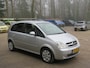 Opel Meriva 1.6-16V Cosmo