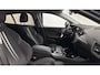 BMW 1-Serie 118i Sport Business CARPLAY CRUISE LM NAVIGATIE.