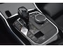 BMW 3-Serie 320i Executive Edition '19 LED Navi Clima Cruise Inruil mogelijk