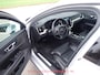 Volvo V60 T8 Twin Engine AWD Inscription PANO / TREKHAAK / CARPLAY / HEADUP / HARMANKARDON