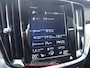 Volvo V60 T8 Twin Engine AWD Inscription PANO / TREKHAAK / CARPLAY / HEADUP / HARMANKARDON