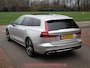 Volvo V60 T8 Twin Engine AWD Inscription PANO / TREKHAAK / CARPLAY / HEADUP / HARMANKARDON