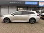Toyota Corolla Touring Sports 1.8 Hybrid Executive | Camera | Sensoren | Alcantara
