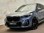 BMW X1 xDrive30e M Sport Pro, M stoelen, pano, tr.haak, H/K, 20", HUD, ACC, keyless, privacy