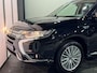 Mitsubishi Outlander 2.4 PHEV 4 WD Automaat / Navigatie Apple CarPlay / Camera / Cruise control / etc..