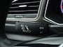 Volkswagen T-Roc 1.0 TSI Style | Navigatie | Sensoren voor en achter | Apple Carp