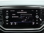 Volkswagen T-Roc 1.0 TSI Style | Navigatie | Sensoren voor en achter | Apple Carp