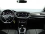 Volkswagen T-Roc 1.0 TSI Style | Navigatie | Sensoren voor en achter | Apple Carp