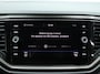 Volkswagen T-Roc 1.0 TSI Style | Navigatie | Sensoren voor en achter | Apple Carp