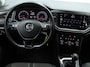 Volkswagen T-Roc 1.0 TSI Style | Navigatie | Sensoren voor en achter | Apple Carp