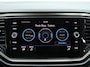 Volkswagen T-Roc 1.0 TSI Style | Navigatie | Sensoren voor en achter | Apple Carp