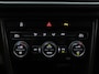 Volkswagen T-Roc 1.0 TSI Style | Navigatie | Sensoren voor en achter | Apple Carp