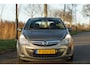 Opel Corsa 1.4-16V Design Edition | Pepperdust Metallic | Navigatie/WinterPack/Cruise/PDC - Chique & Compleet!
