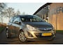 Opel Corsa 1.4-16V Design Edition | Pepperdust Metallic | Navigatie/WinterPack/Cruise/PDC - Chique & Compleet!