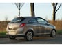 Opel Corsa 1.4-16V Design Edition | Pepperdust Metallic | Navigatie/WinterPack/Cruise/PDC - Chique & Compleet!