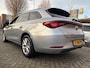 SEAT Leon Sportstourer 1.5 eTSI Style BnsIn Standkachel/Stuurwielverwarmig/Apple carpla